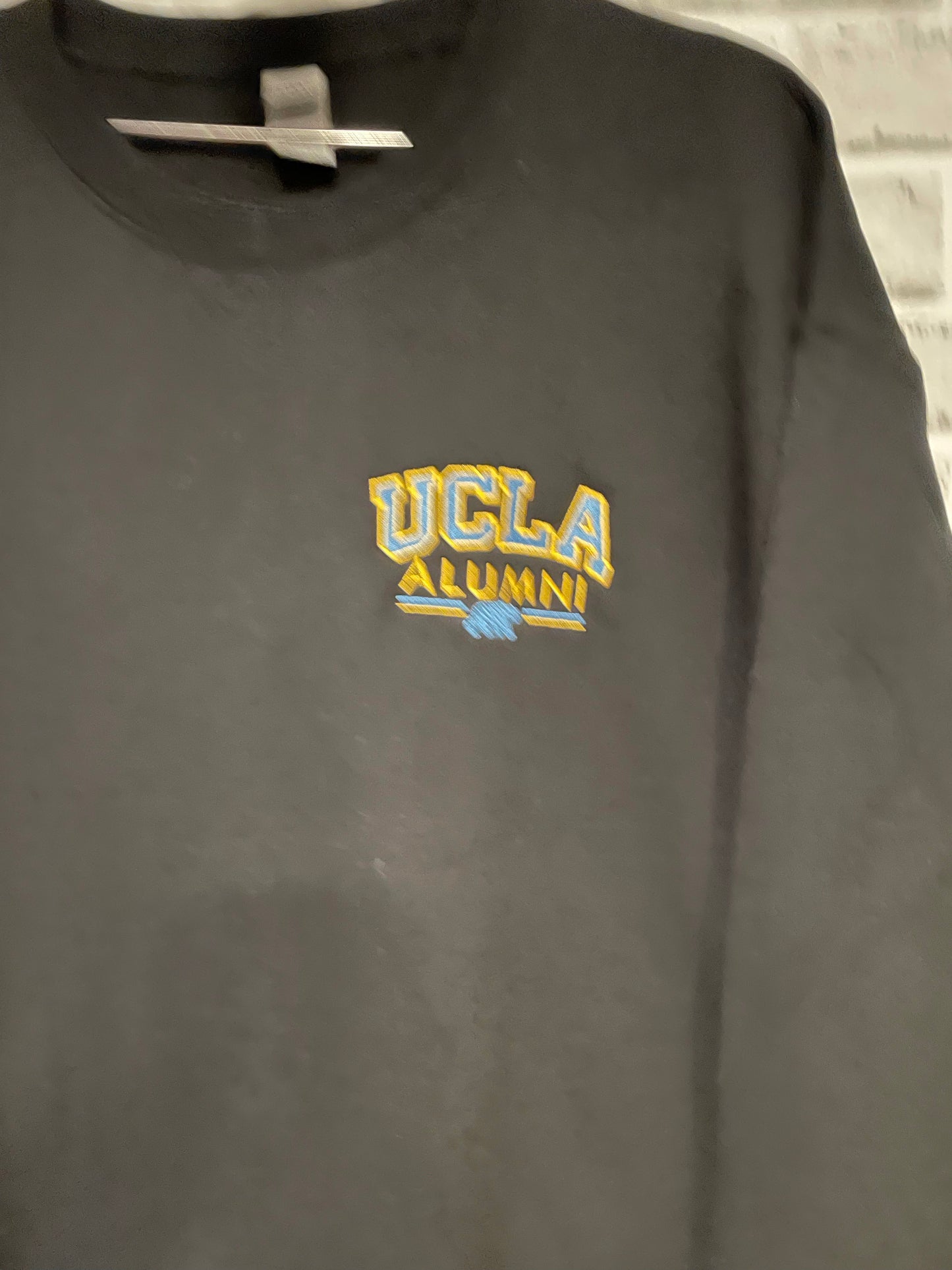 UCLA Alumni Embroider CrewNeck Sweatshirt.